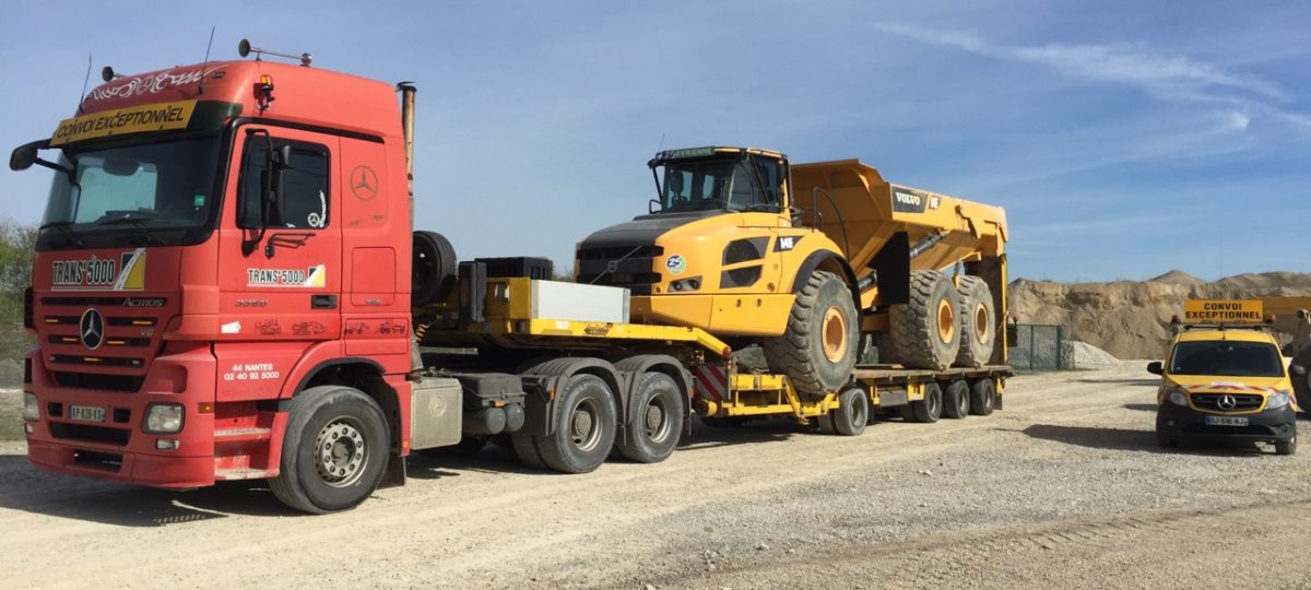 Transports porte engins avec rampes 3 ou 4 essieux